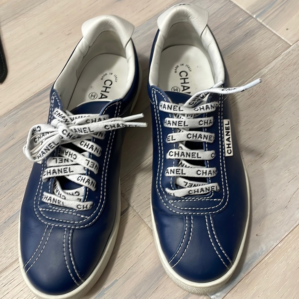 Chanel Trainer Vestiaire size 40 women’s 9